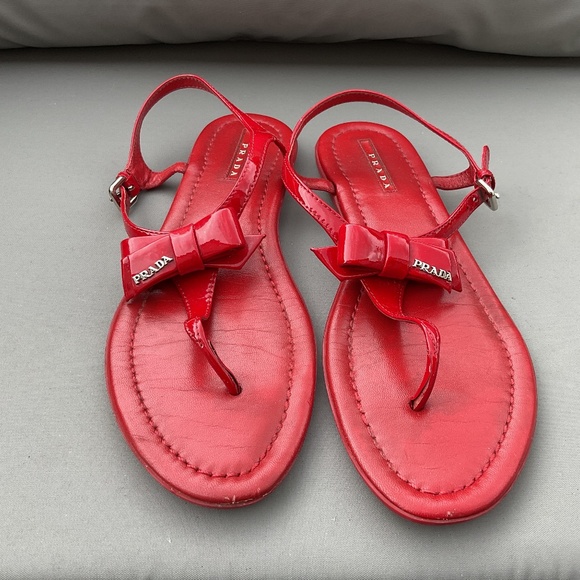 Prada patent leather sandals - Picture 1 of 4